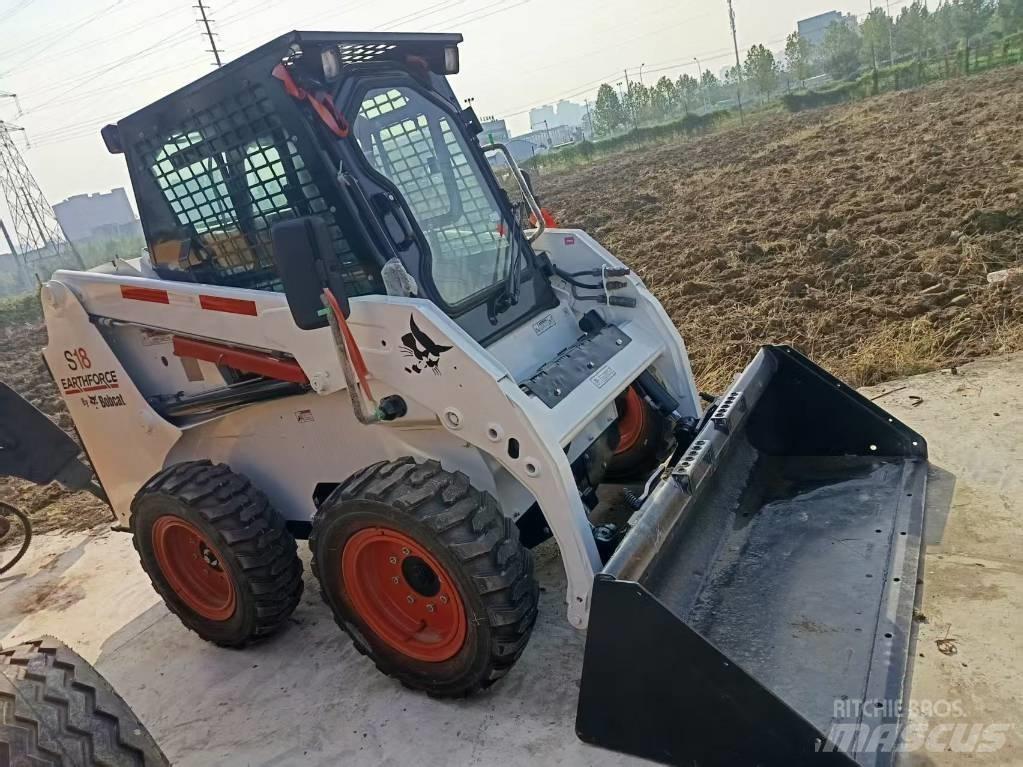 Bobcat S18 滑移轉向裝載機