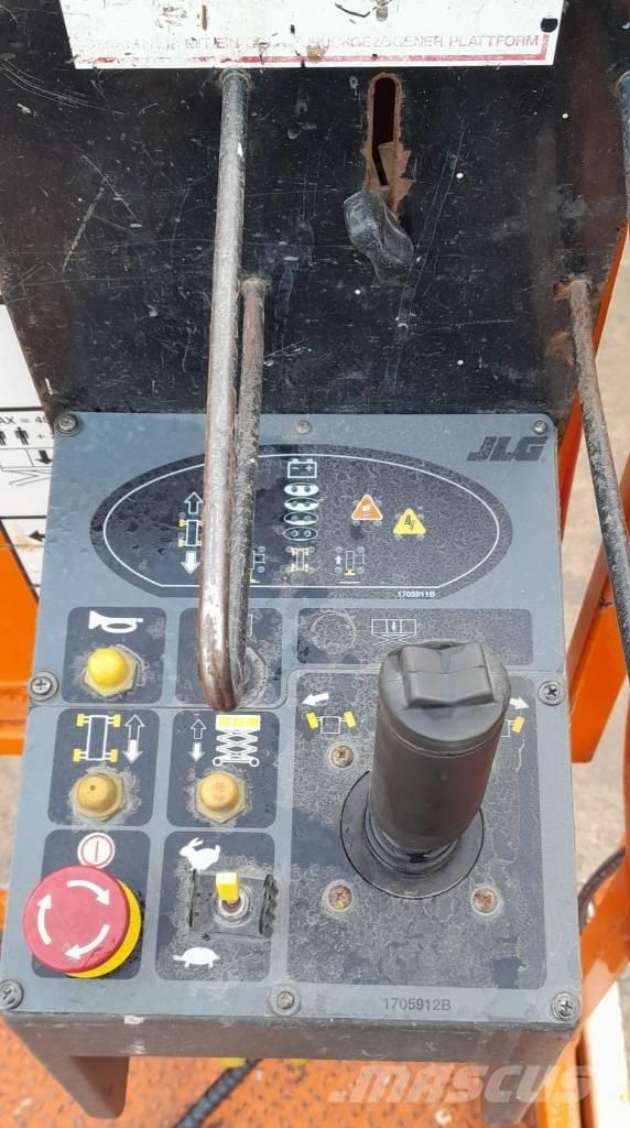JLG 3369 LE 剪式升降機