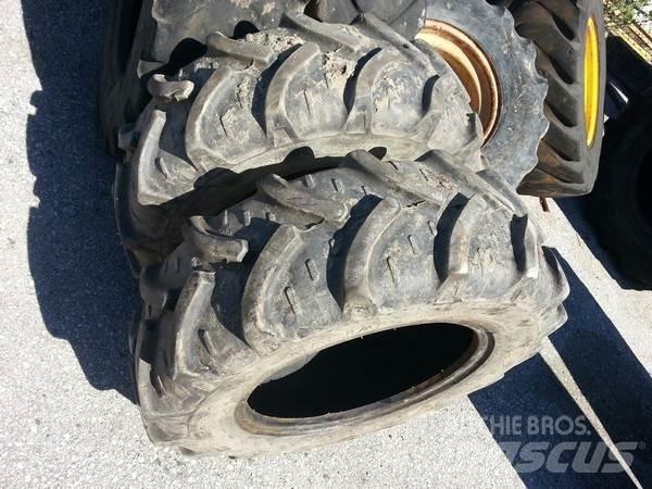  Pneus 280/70R18 輪胎、車輪和輪圈