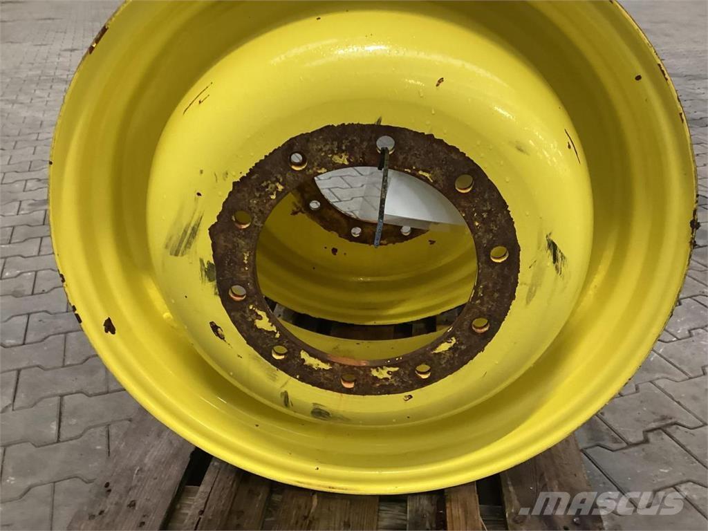 John Deere 15x30 輪胎、車輪和輪圈