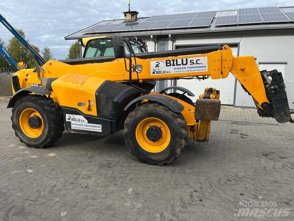JCB 540-140 伸縮臂操作車