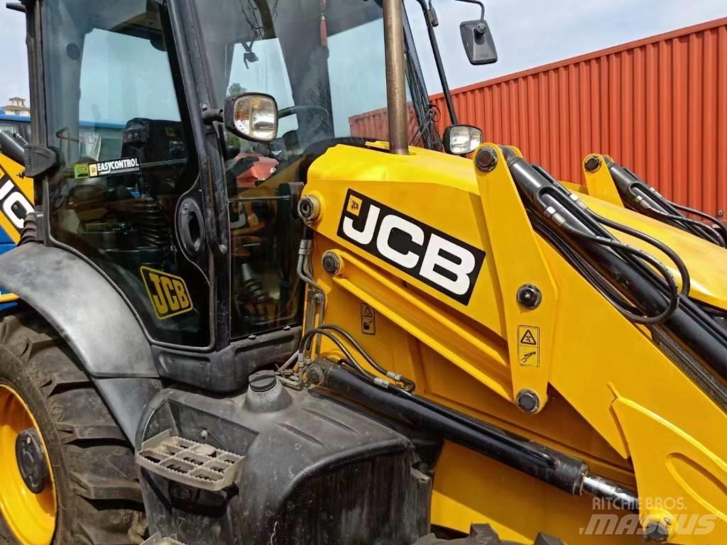 JCB 3 CX 反鏟裝載機