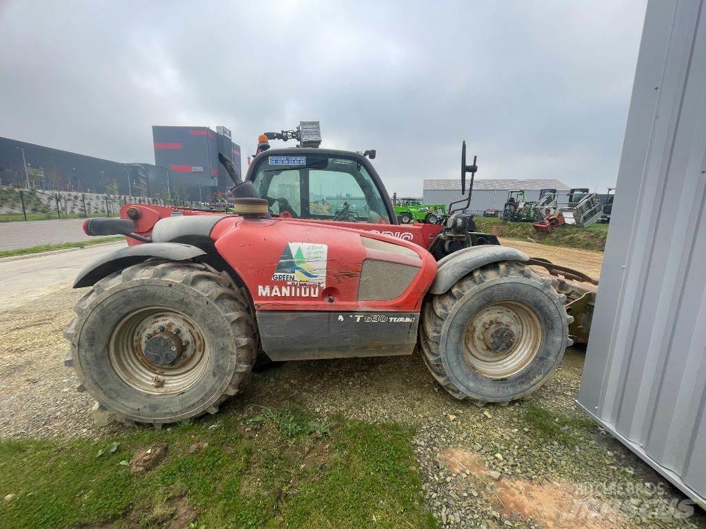 Manitou MLT 630 伸縮臂操作車