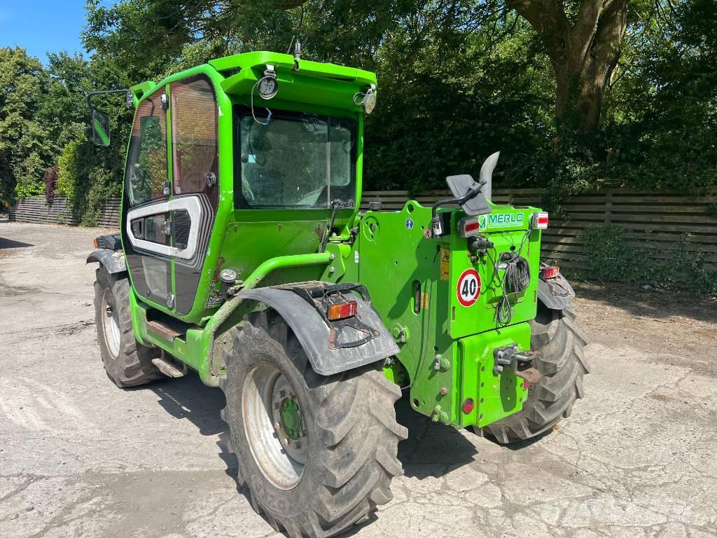 Merlo 38.7 農業用伸縮臂裝載機