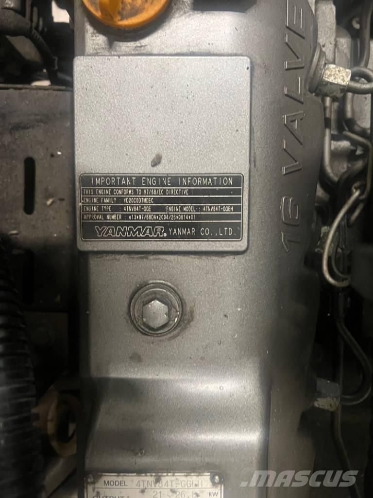 Yanmar 4TNV84T-GGEH 小型挖土機/掘鑿機<7t(小型挖掘機)