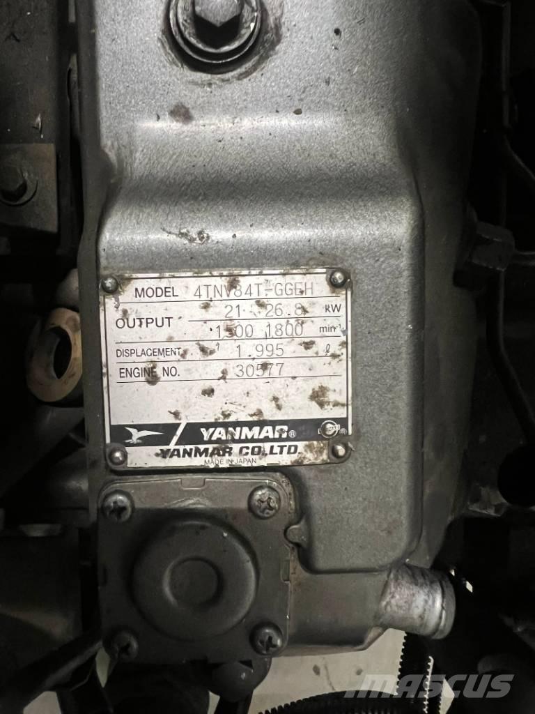 Yanmar 4TNV84T-GGEH 小型挖土機/掘鑿機<7t(小型挖掘機)