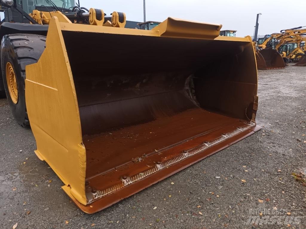 CAT 980 M 輪胎式裝載機