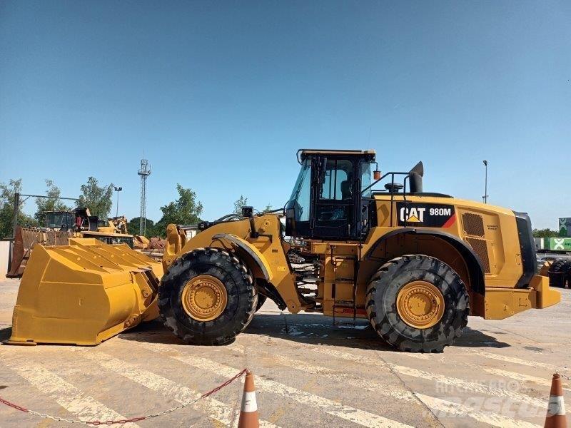 CAT 980 M 輪胎式裝載機