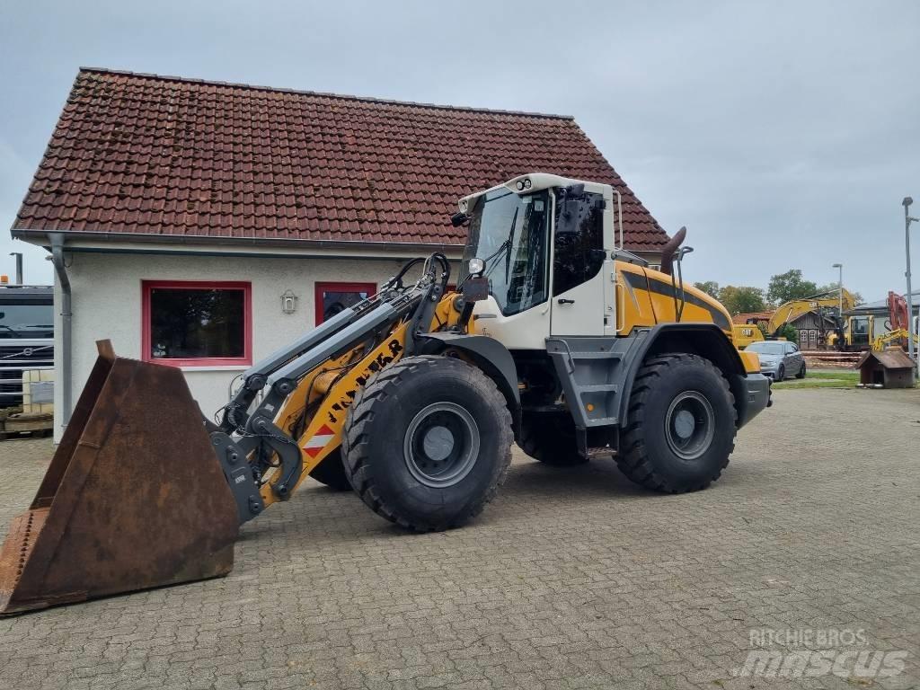Liebherr L 526 輪胎式裝載機