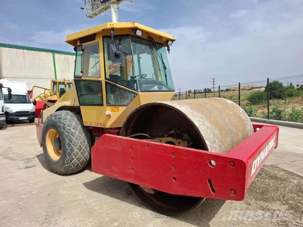 Dynapac CA 302 D 單輪滾壓機