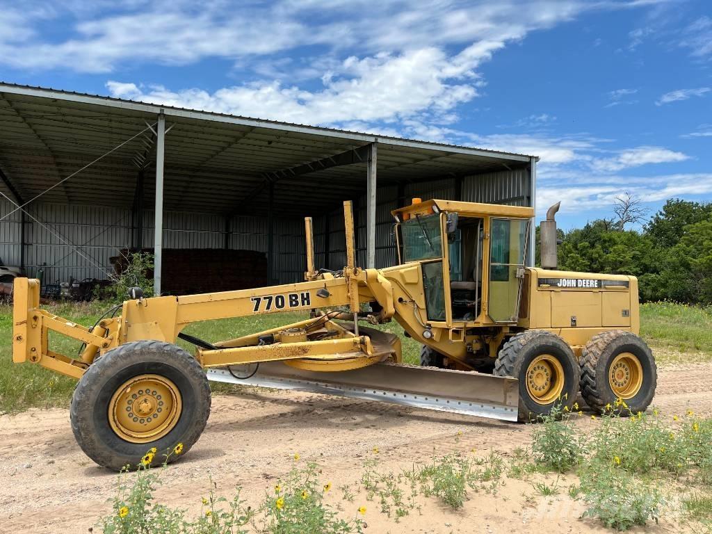 John Deere 770 BH 平土機