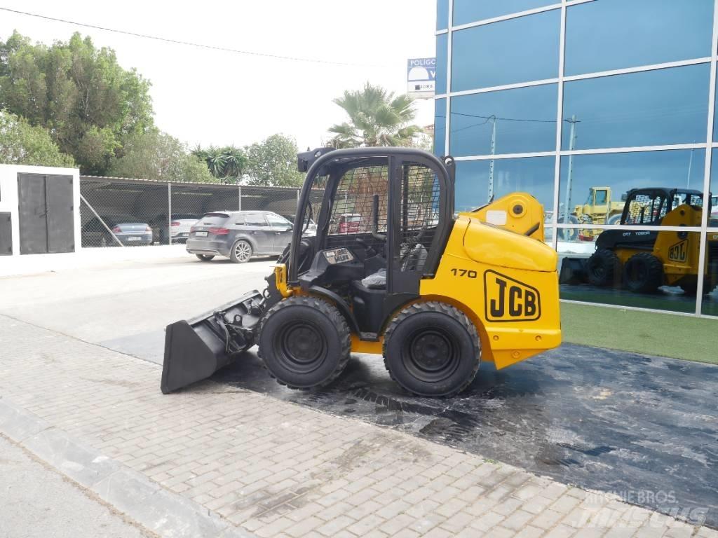 JCB Robot 170 滑移轉向裝載機