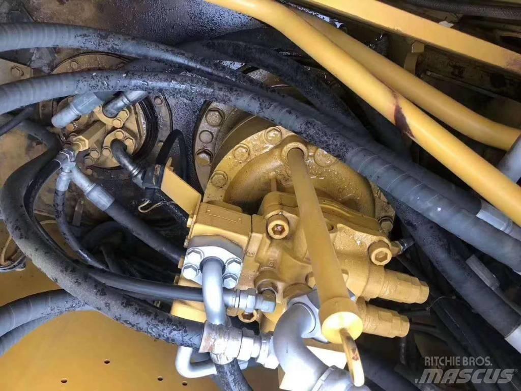 CAT 323 D 履帶式 挖土機/掘鑿機/挖掘機