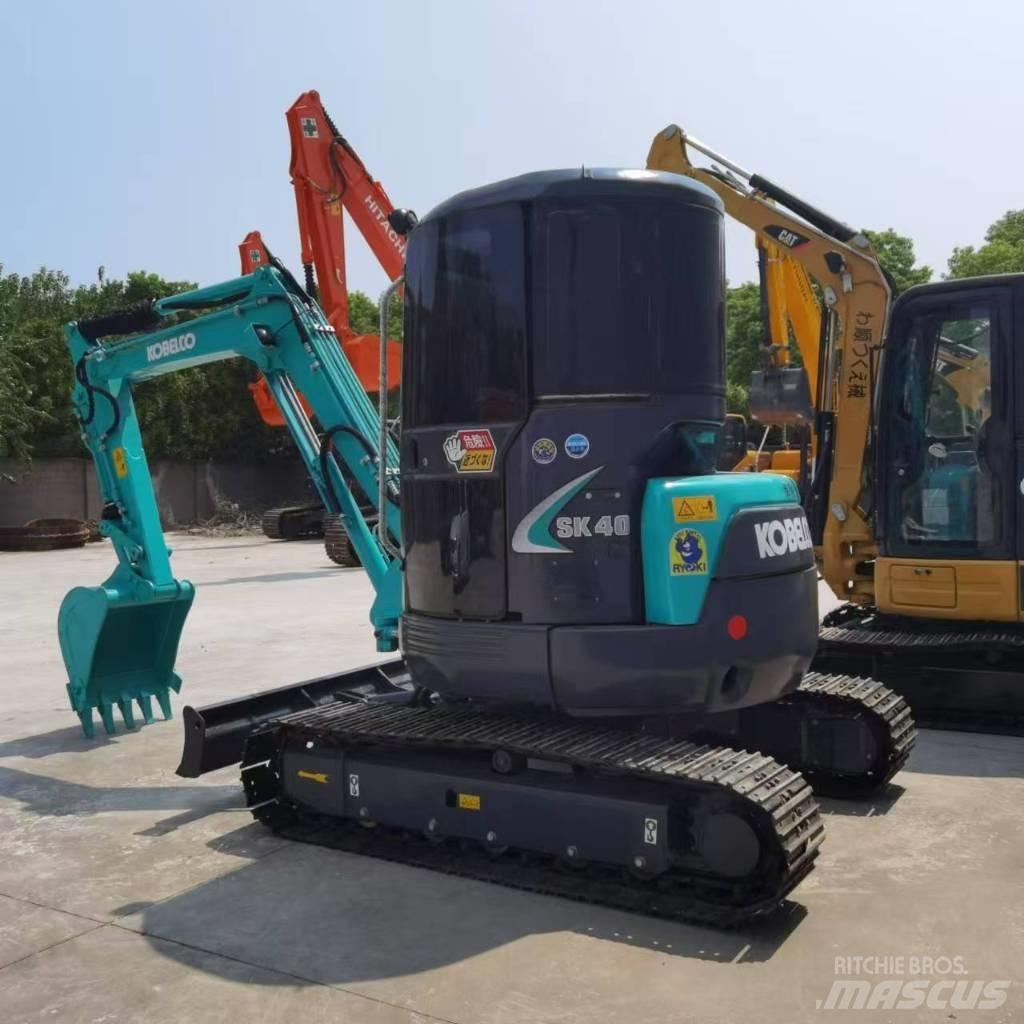 Kobelco SK 40 小型挖土機/掘鑿機<7t(小型挖掘機)