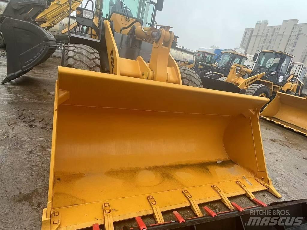 SDLG 958F 輪胎式裝載機