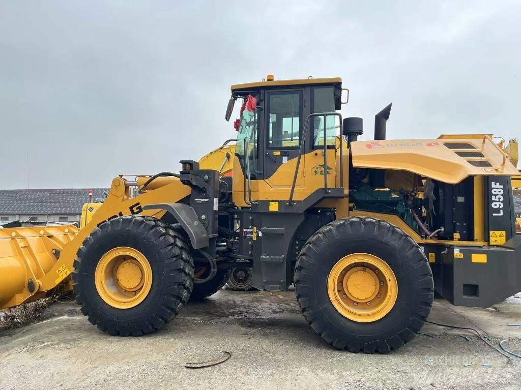 SDLG 958F 輪胎式裝載機