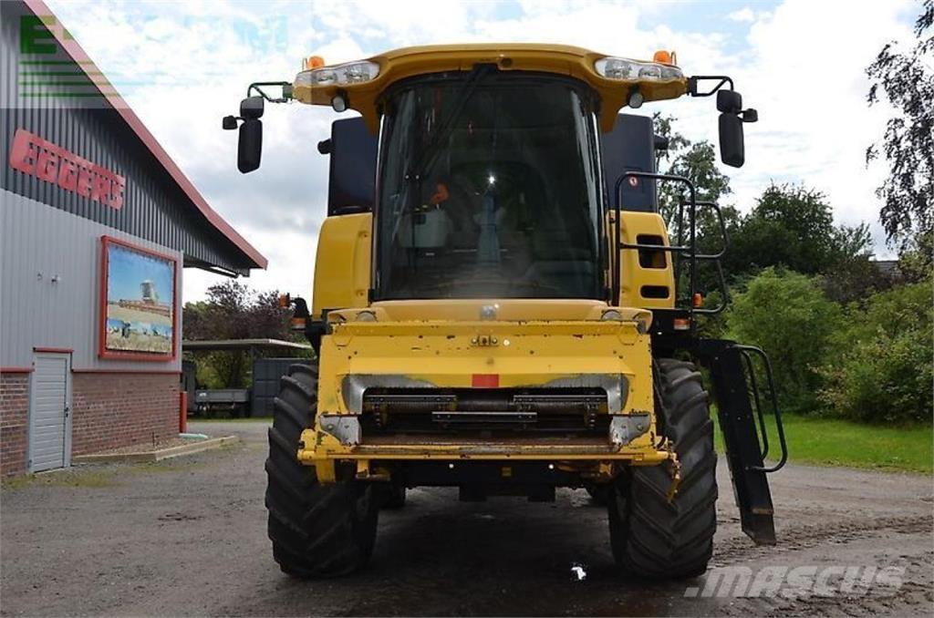 New Holland cx 860 聯合收穫機