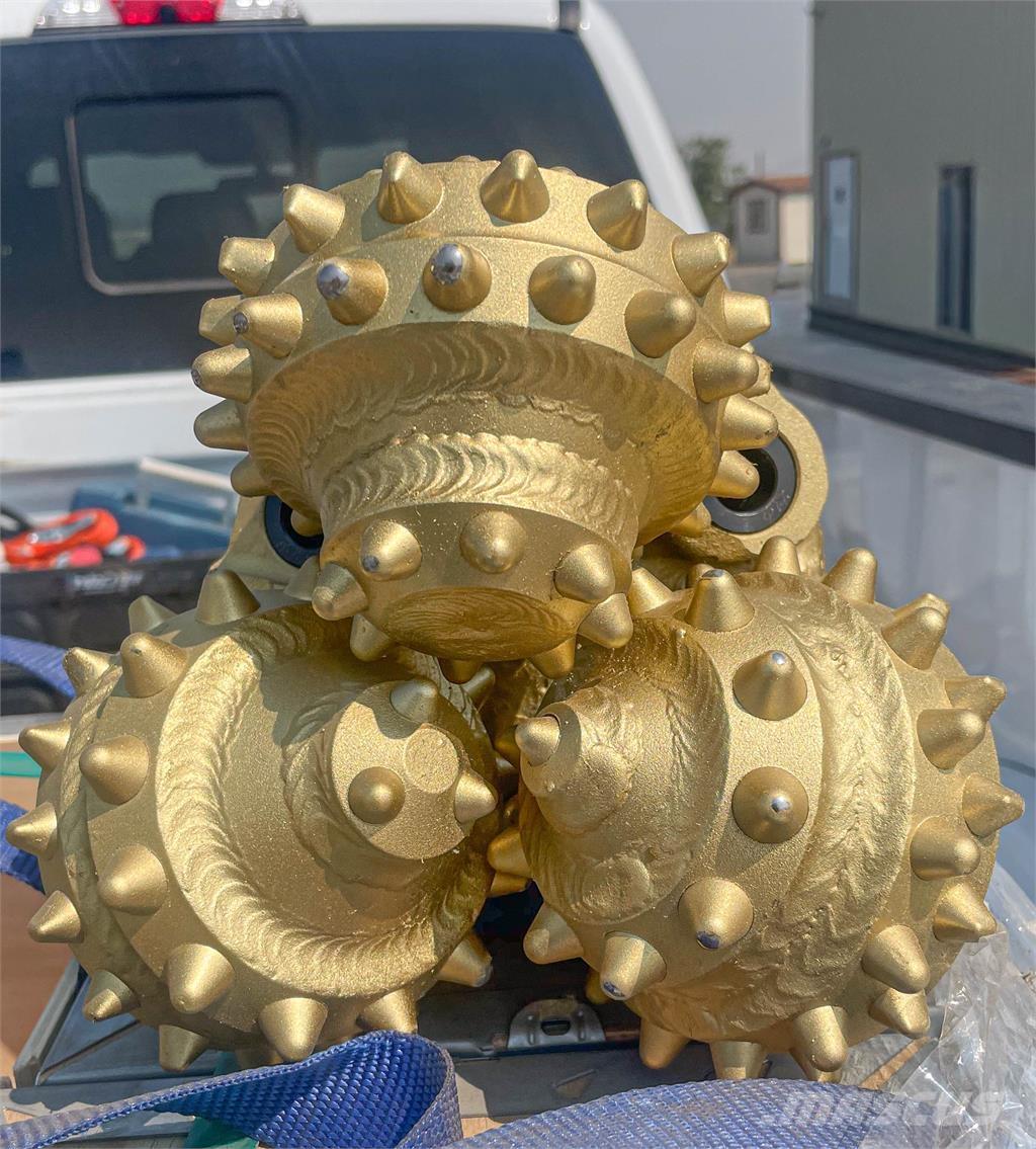 Sandvik  鑽孔設備配件和備件