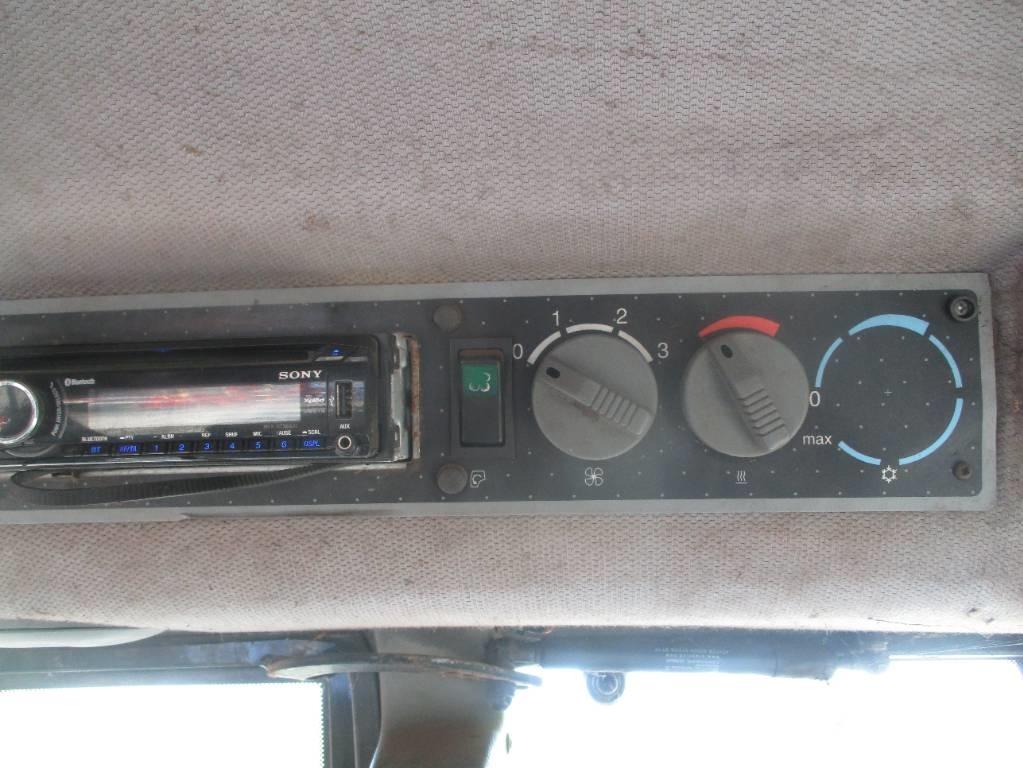 Valtra 6350 曳引機