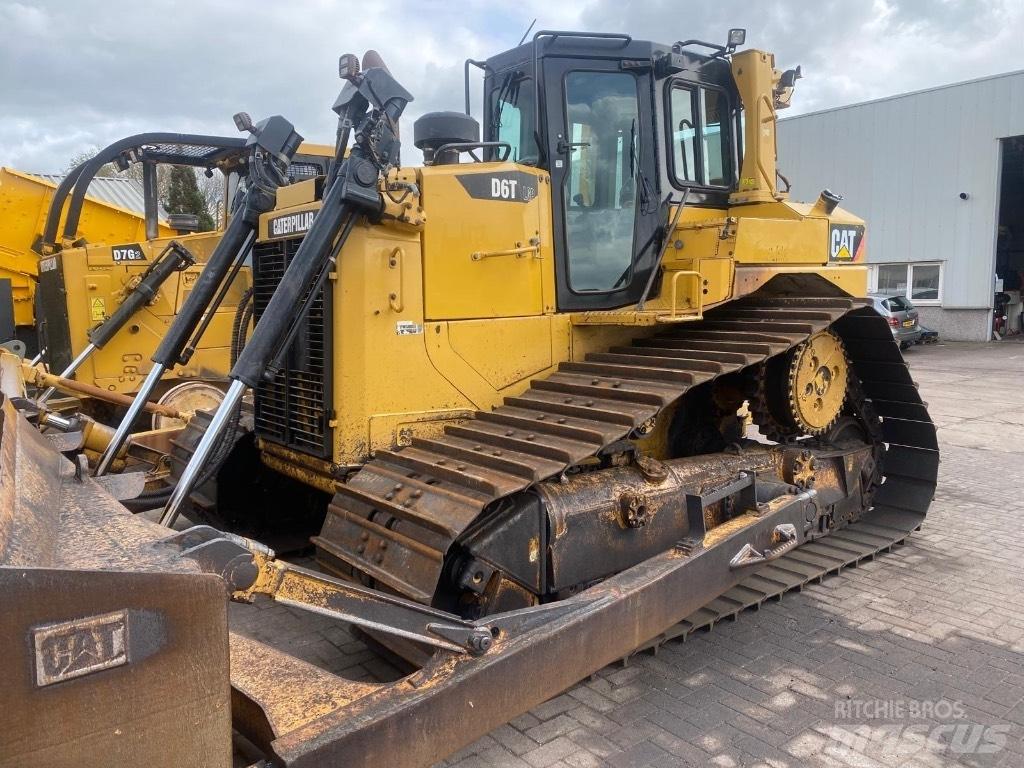 CAT D 6 T LGP 履帶推土機