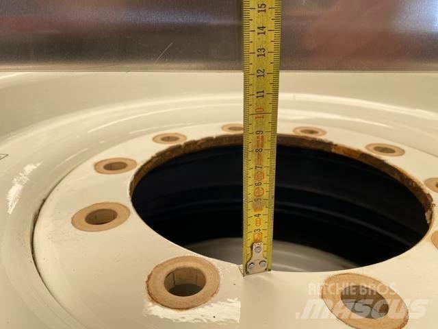 Liebherr Michelin 全路面起重機/吊車