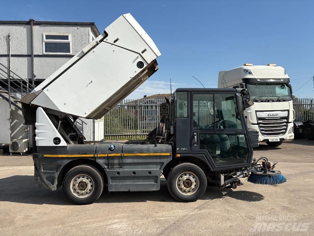 Schmidt Swingo 200 清掃車