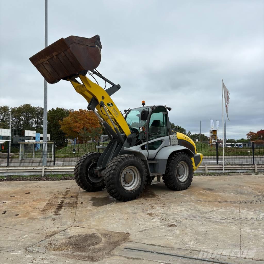 Kramer-allrad 880 輪胎式裝載機