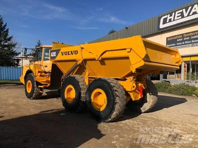 Volvo A 25 E 鉸接式起吊車