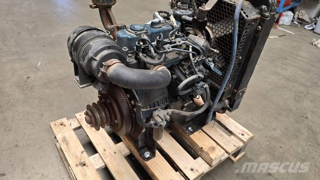 Kubota D902 引擎/發動機