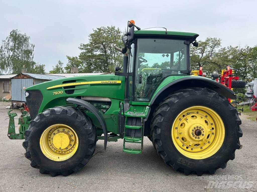 John Deere 7930 曳引機