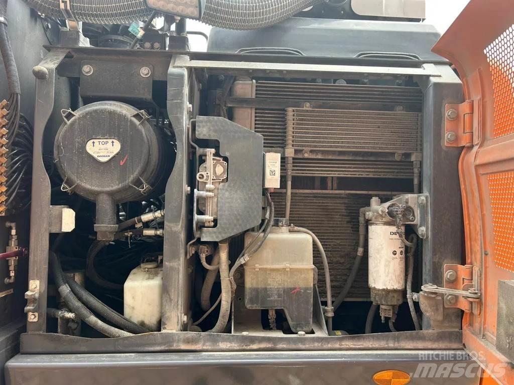 Doosan DX170W-5 廢棄物/工業用操作車