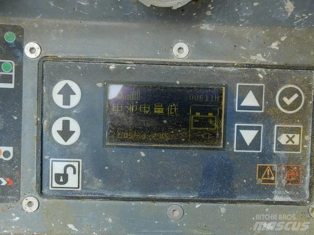Haulotte OPTIMUM 8 剪式升降機