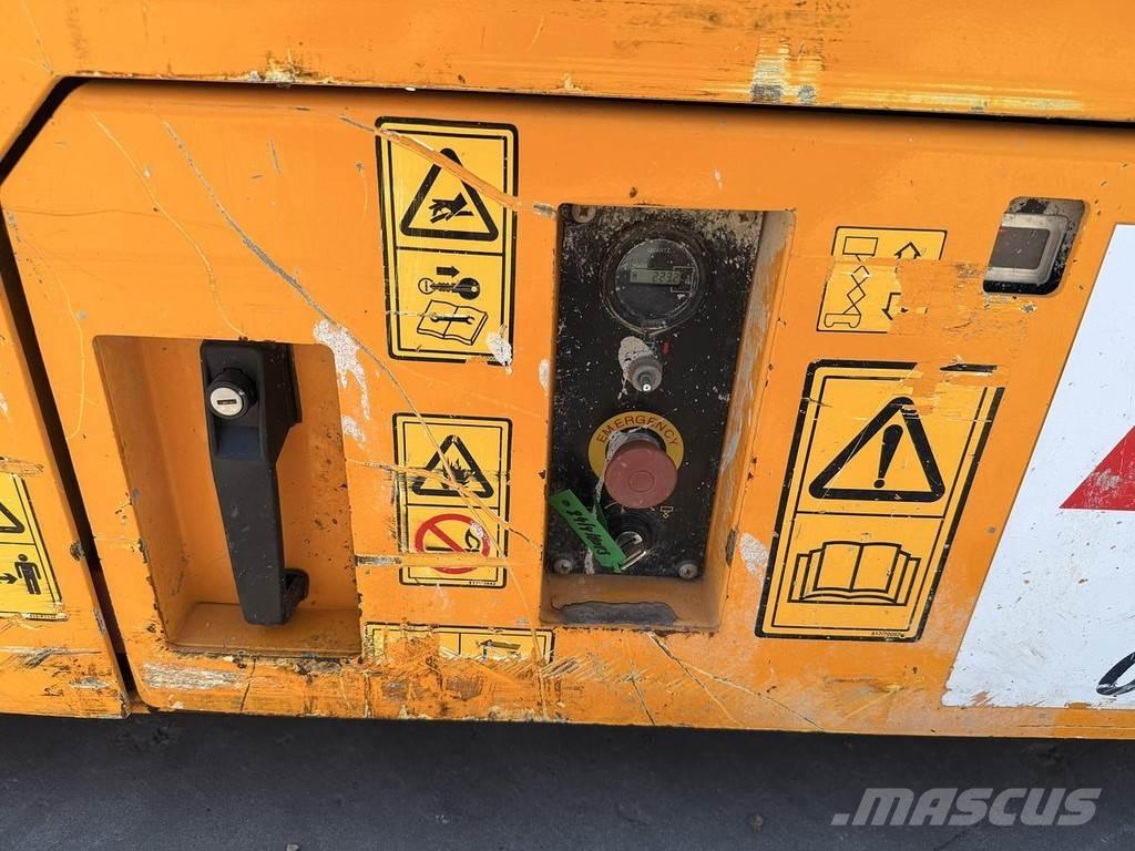 JCB S4046E 其他升降機和作業平台