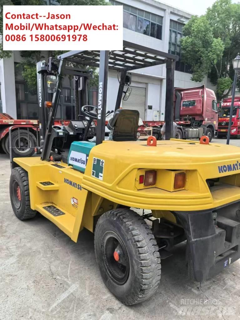 Komatsu FD 70-7 柴油卡車