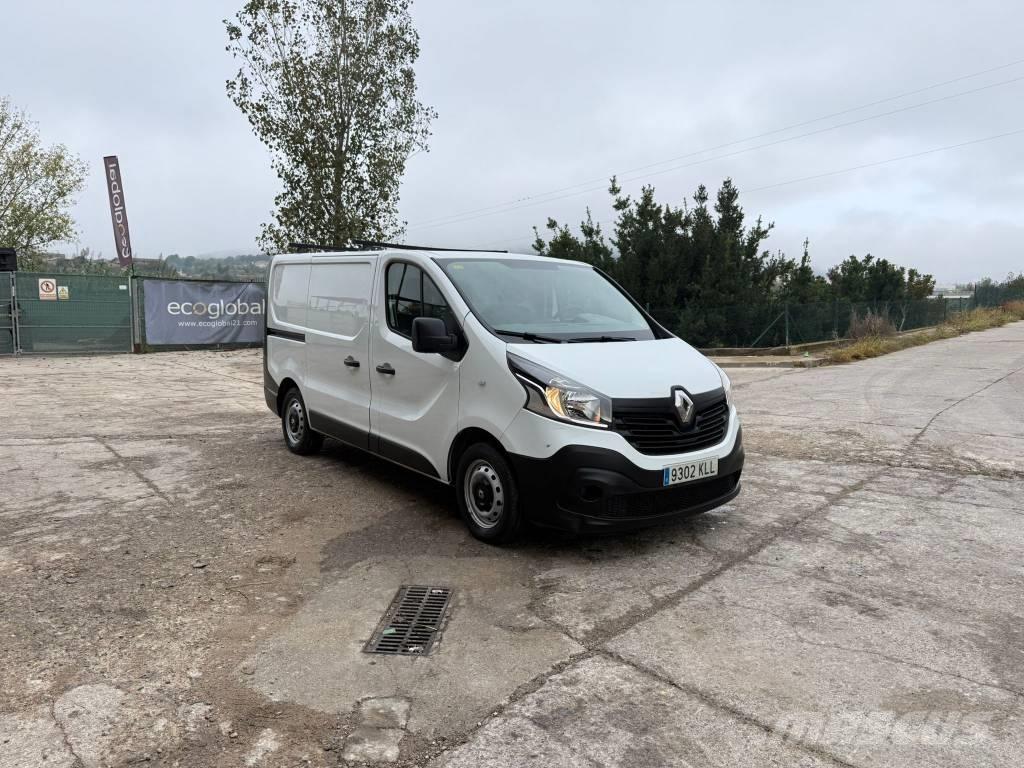 Renault Trafic 廂式貨物運輸車