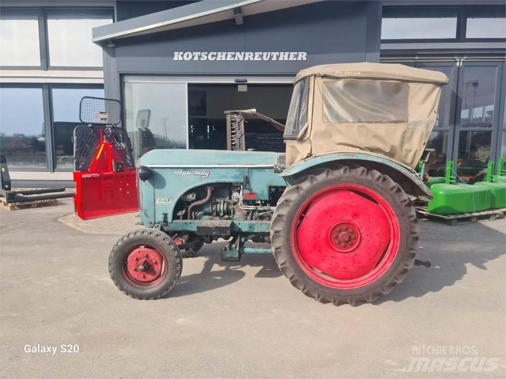Hanomag R 324 SA 曳引機
