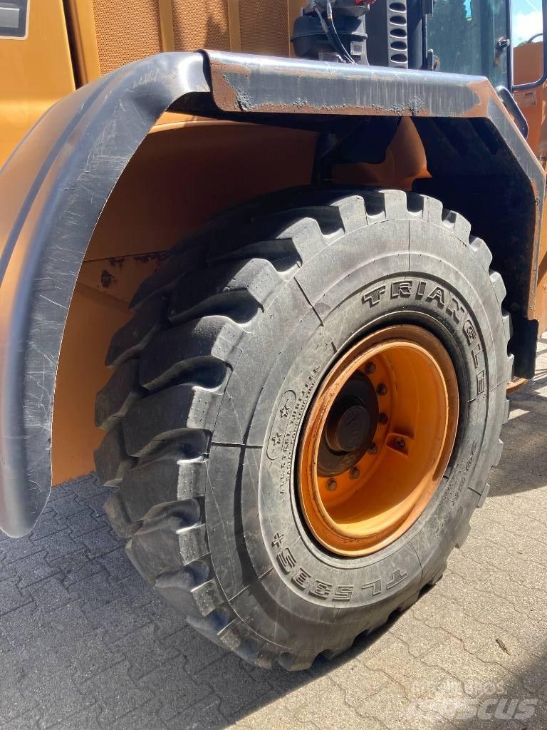 CASE 621 F XR 輪胎式裝載機