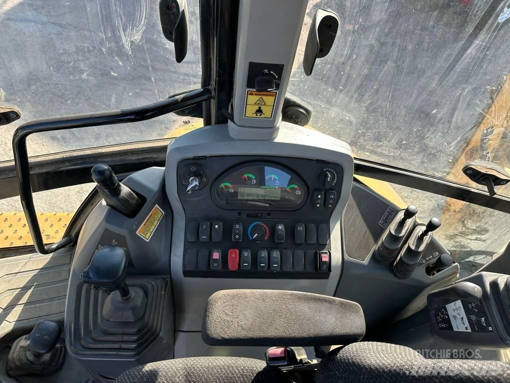 CAT 420F2 反鏟裝載機