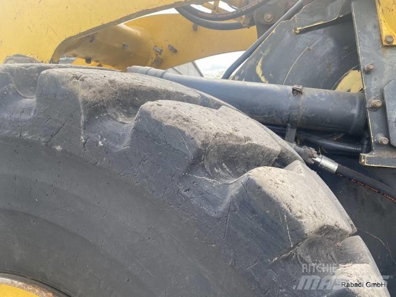 Komatsu WA 470-6 輪胎式裝載機