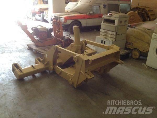 CAT 140H/160H Ripper 其他