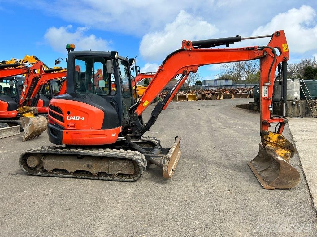 Kubota U48-4 小型挖土機/掘鑿機<7t(小型挖掘機)