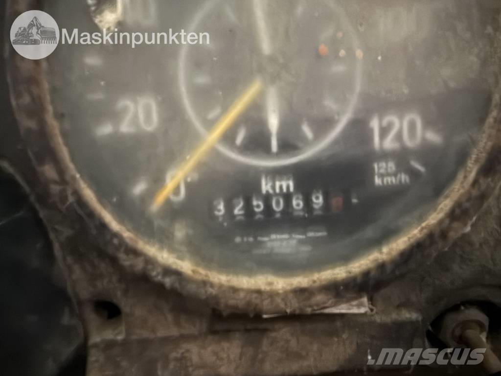 Scania LS 76 kranbil 起重機卡車