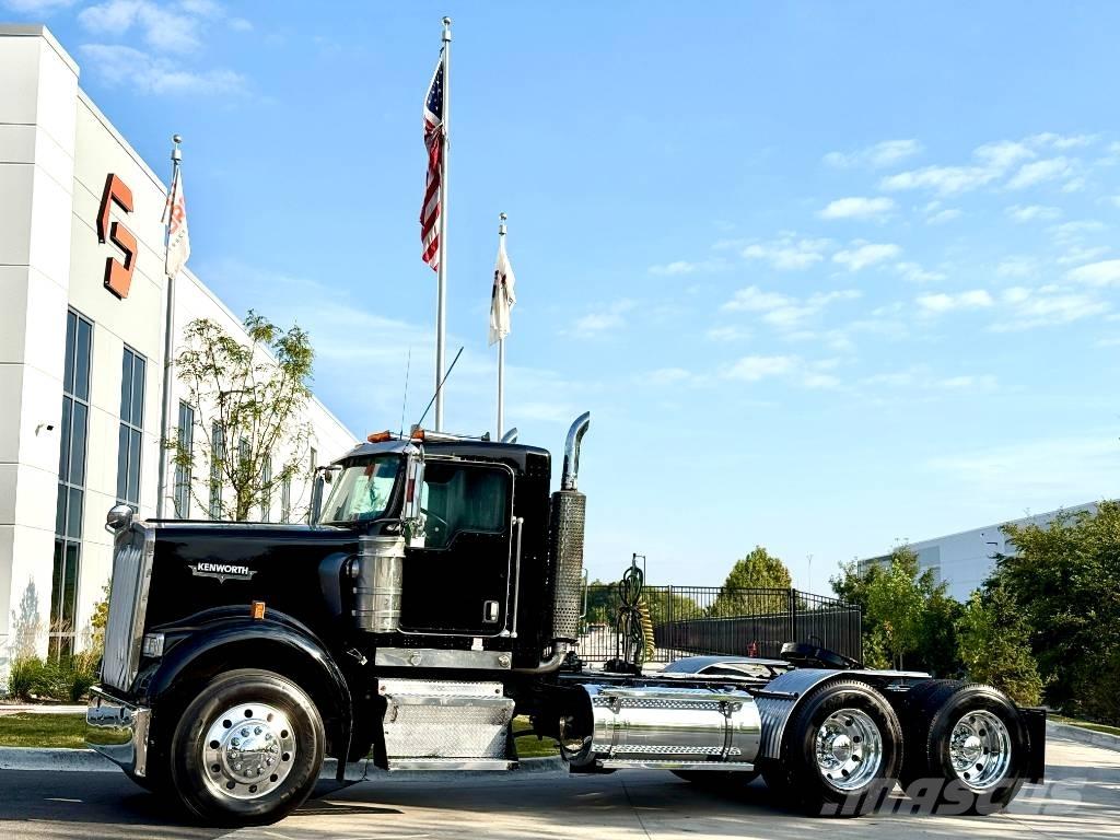 Kenworth W 900 曳引機組件