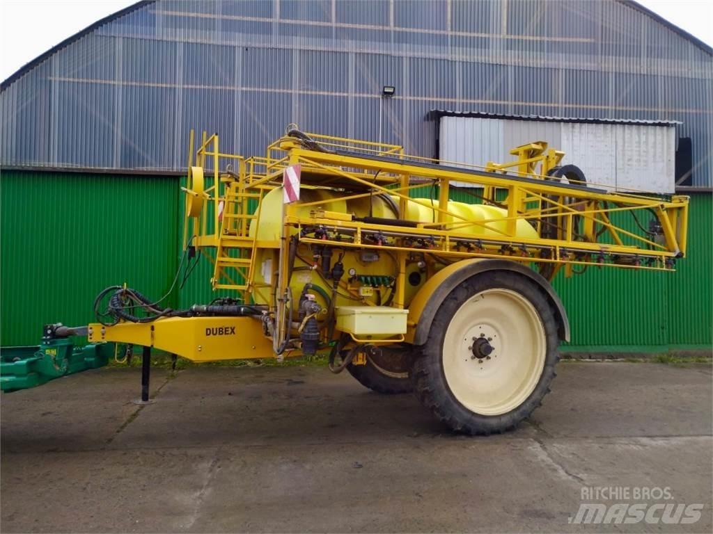 Dubex Mentor 9804 牽引式噴霧機