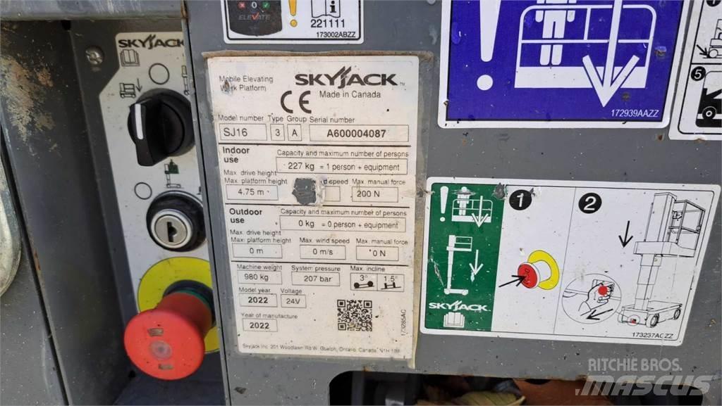 SkyJack SJ16 其他升降機和作業平台