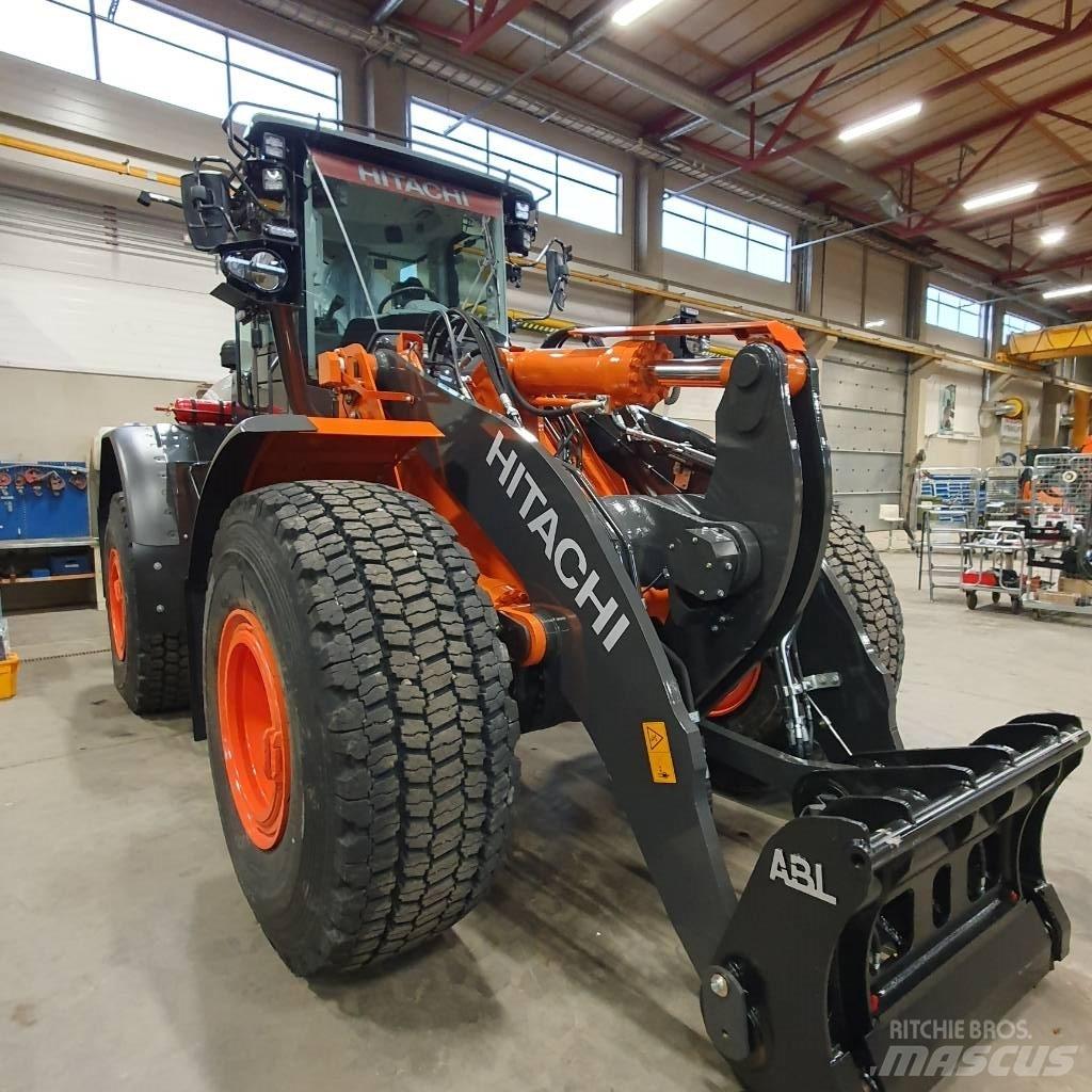 Hitachi ZW220-7 輪胎式裝載機