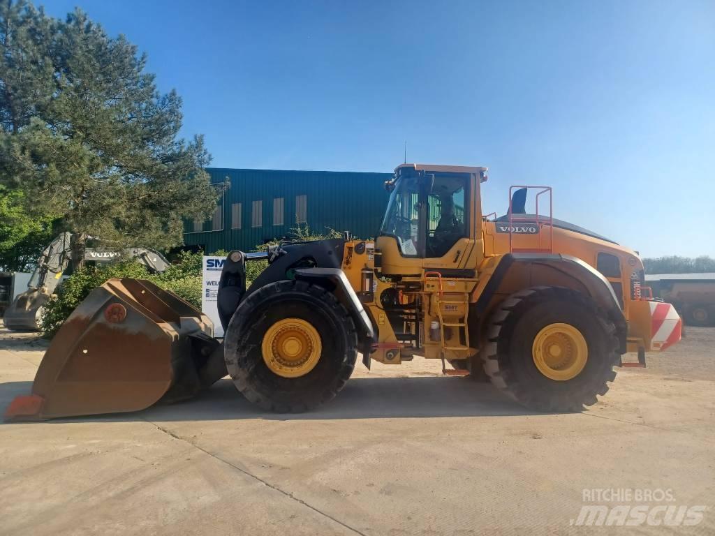 Volvo L 260 H 輪胎式裝載機