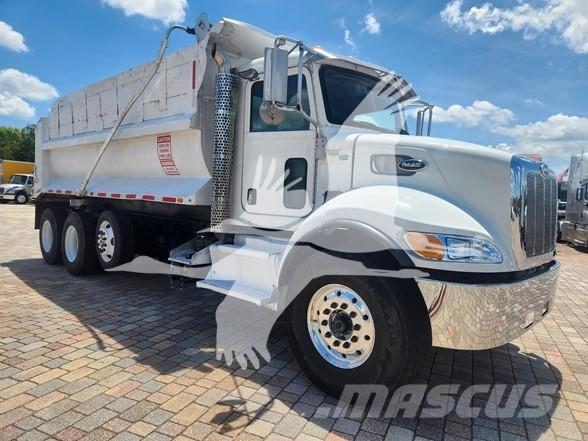 Peterbilt 348 傾卸式卡車