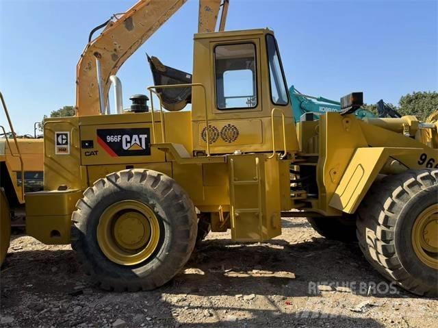 CAT 966 F 輪胎式裝載機