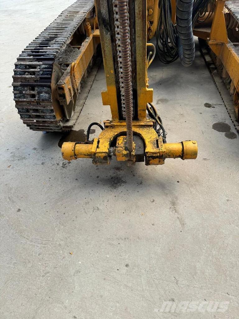 Klemm KR 805 DS 重型鑽孔機